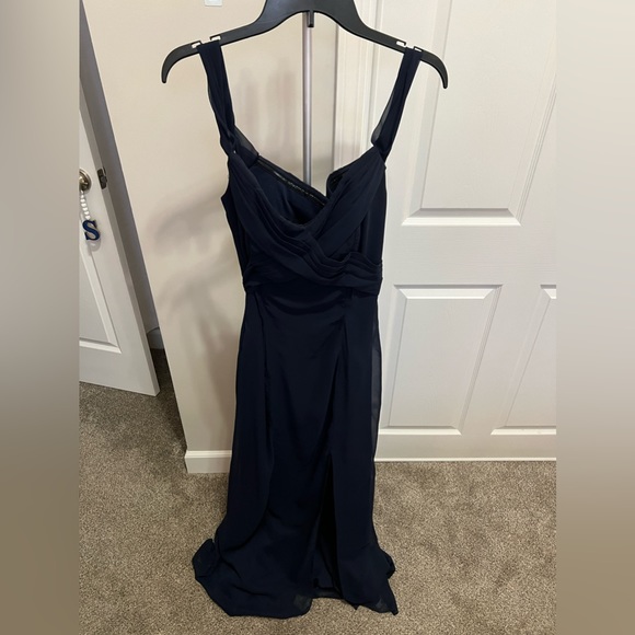 Social Bridesmaids Blue Strapless V-Neck Chiffon Trumpet Gown Size 10 NWT - Picture 2 of 16